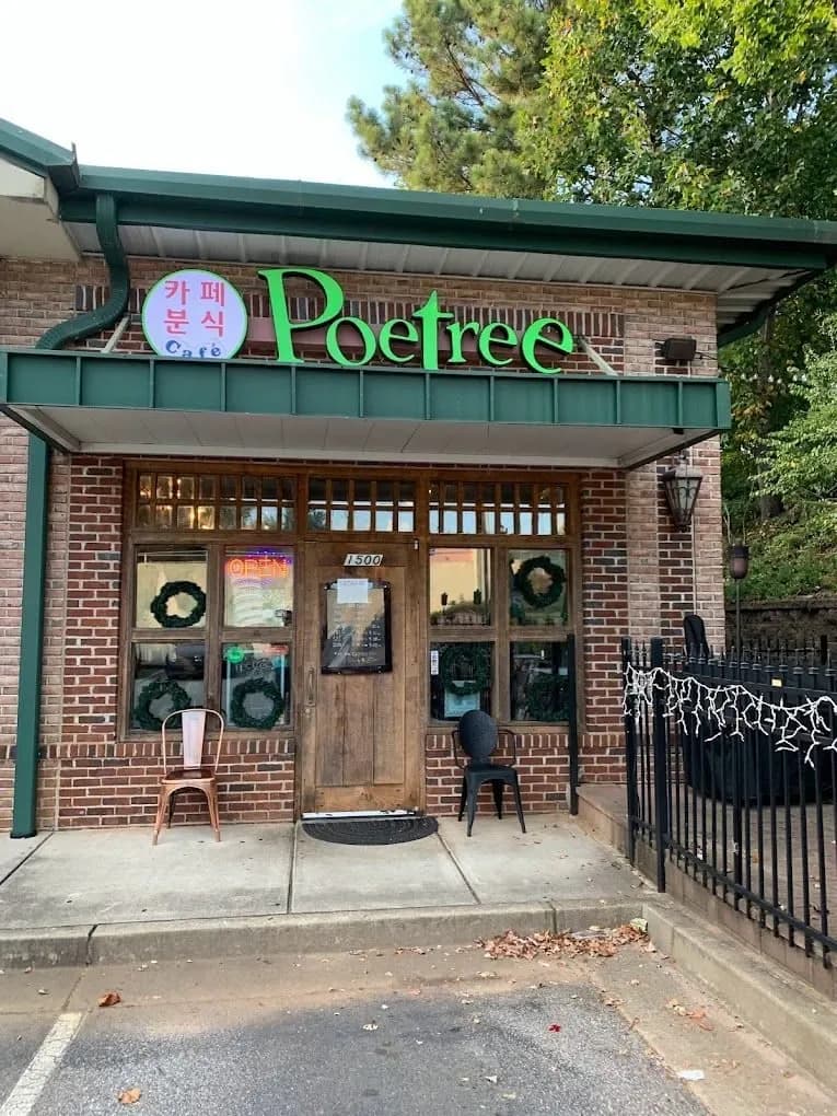 Poetree Cafe