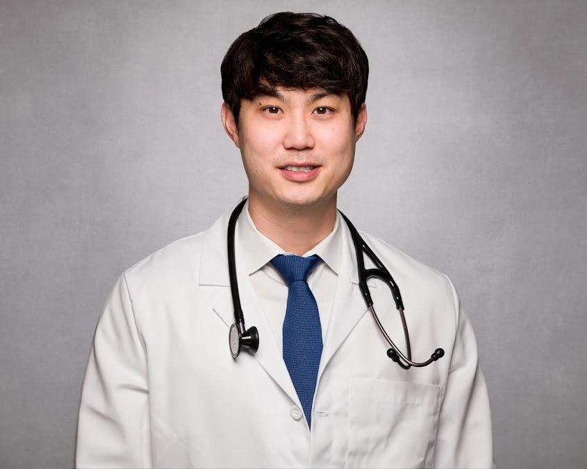 Hwang Comprehensive Ophthalmology and Eye Surgery