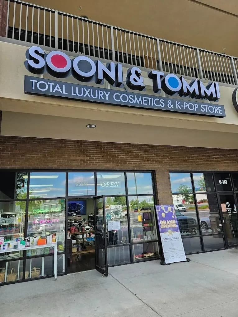 SOONI & TOMMI-Doraville