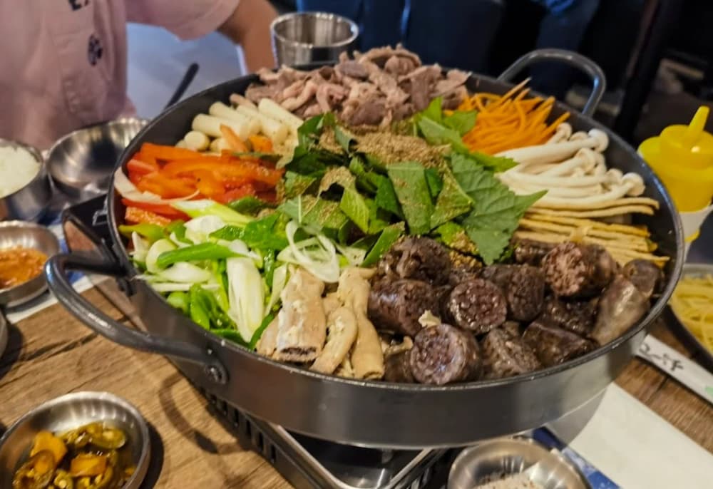 Moo Bong Ri Suwanee photo 2