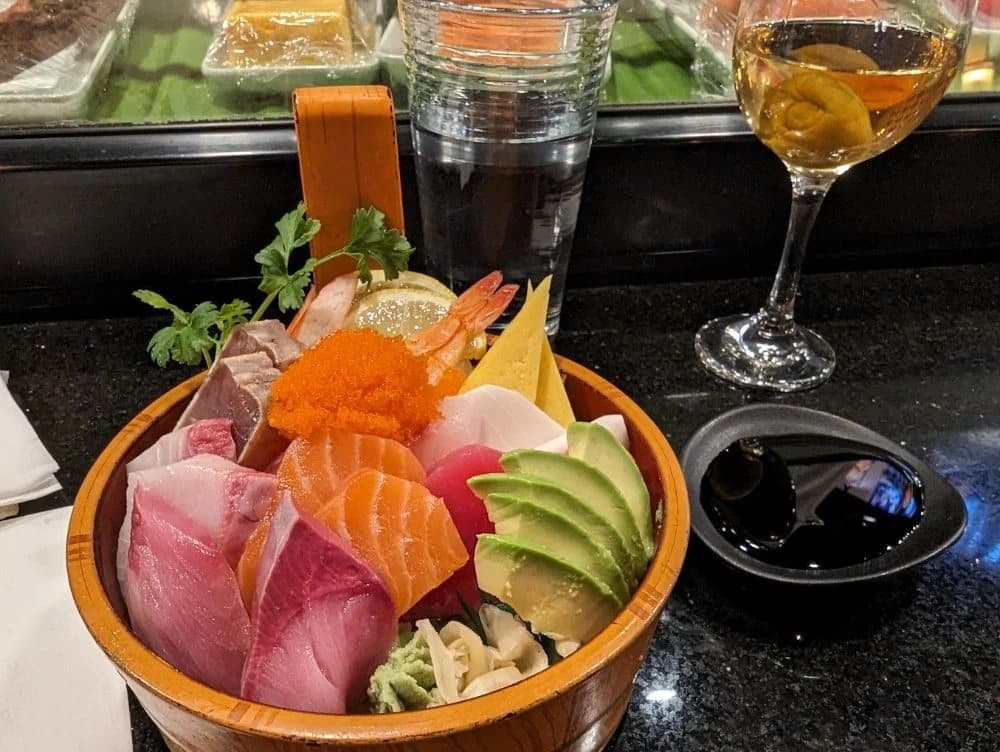 Sushi Yoshino photo 2
