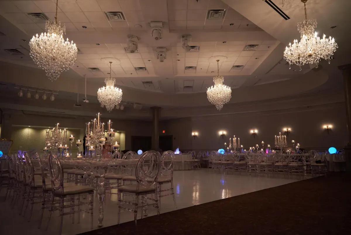 Spring Hall Event Venue 매장